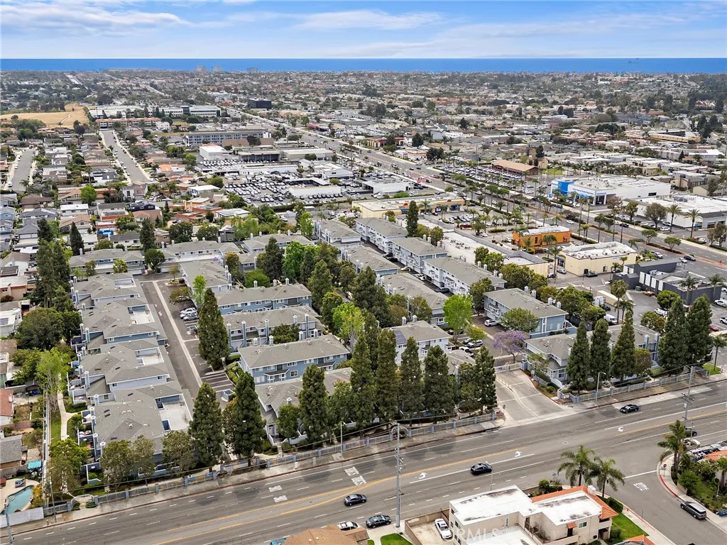 Additional image 57 of 8125 Surfline Dr Unit A, Huntington Beach, CA 92646