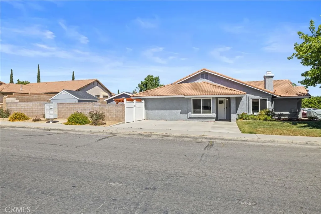 Additional image 44 of 40723 Via Honrado, Palmdale, CA 93551