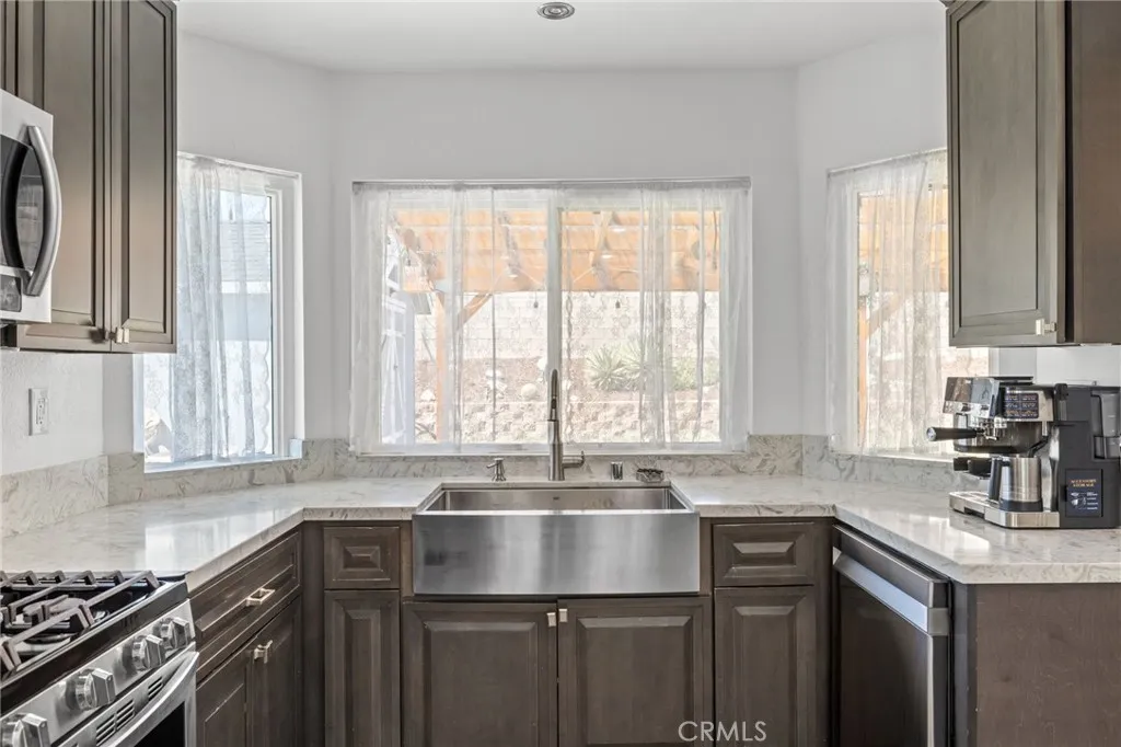 Additional image 11 of 40723 Via Honrado, Palmdale, CA 93551