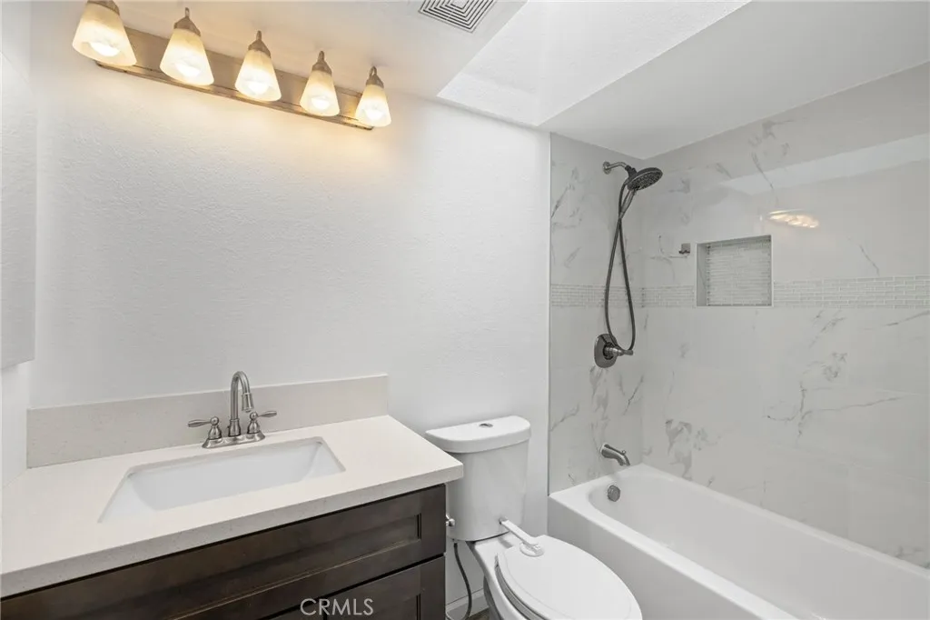 Additional image 34 of 40723 Via Honrado, Palmdale, CA 93551