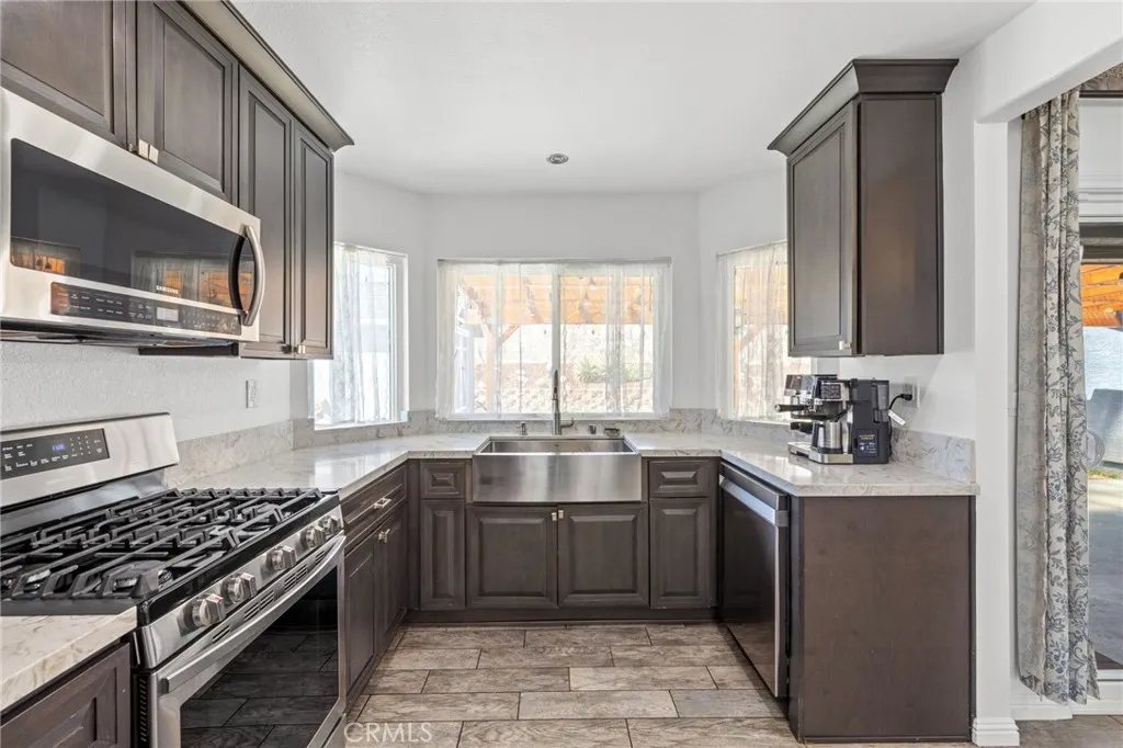 Additional image 12 of 40723 Via Honrado, Palmdale, CA 93551