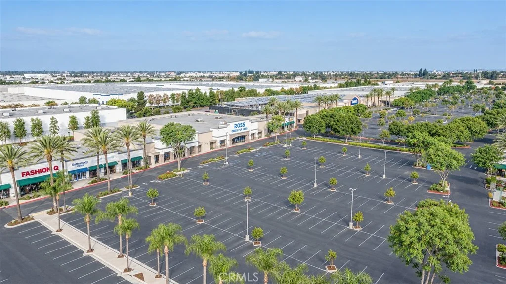 8822 Washington Blvd, Pico Rivera, CA 90660