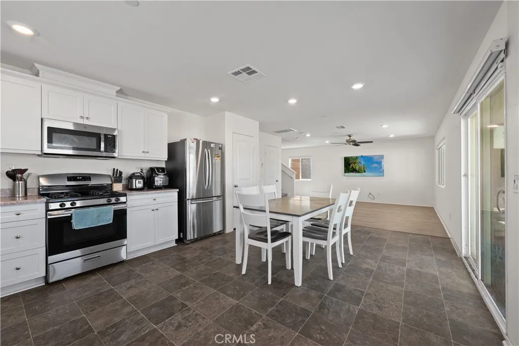 Additional image 13 of 29443 Canteen Cir, Winchester, CA 92596