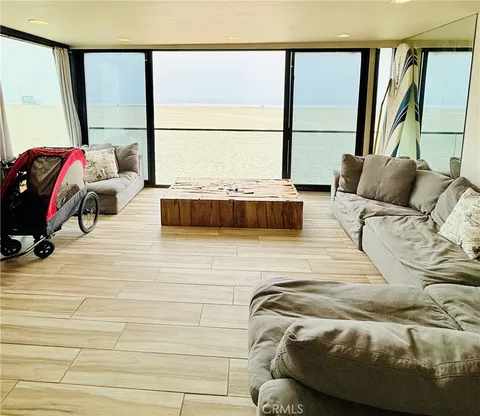 1 Jib Street Unit 101, Marina Del Rey, CA MLS: SR25059834