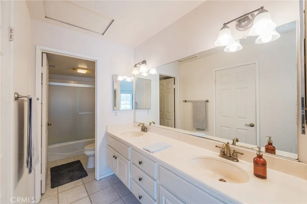 Additional image 40 of 315 N Winnipeg Place Unit I, Long Beach, CA 90814