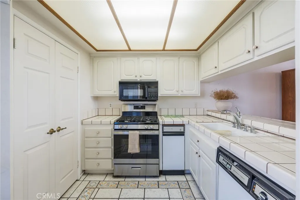 Additional image 10 of 315 N Winnipeg Place Unit I, Long Beach, CA 90814