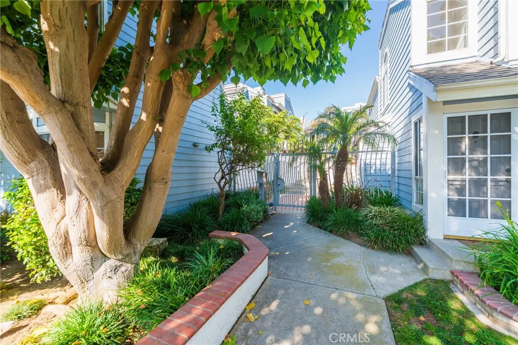 Additional image 53 of 315 N Winnipeg Place Unit I, Long Beach, CA 90814