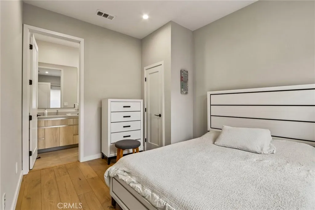 Additional image 58 of 17812 Bromley Court, Encino, CA 91316