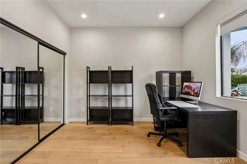 Additional image 62 of 17812 Bromley Court, Encino, CA 91316