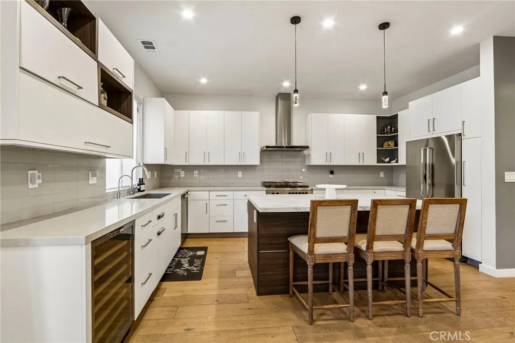 Additional image 12 of 17812 Bromley Court, Encino, CA 91316