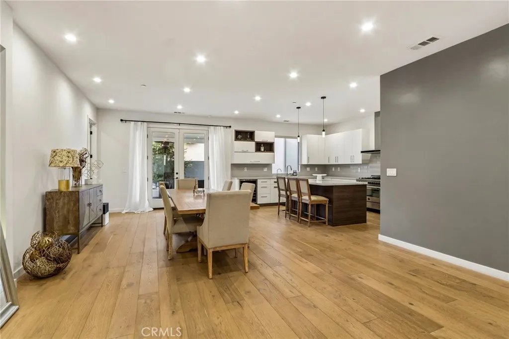 Additional image 10 of 17812 Bromley Court, Encino, CA 91316