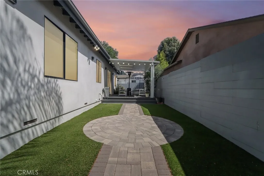 Additional image 38 of 17812 Bromley Court, Encino, CA 91316
