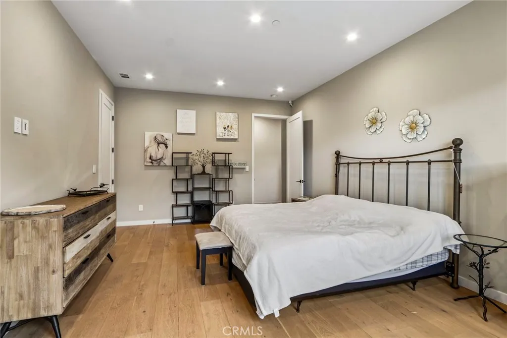Additional image 25 of 17812 Bromley Court, Encino, CA 91316
