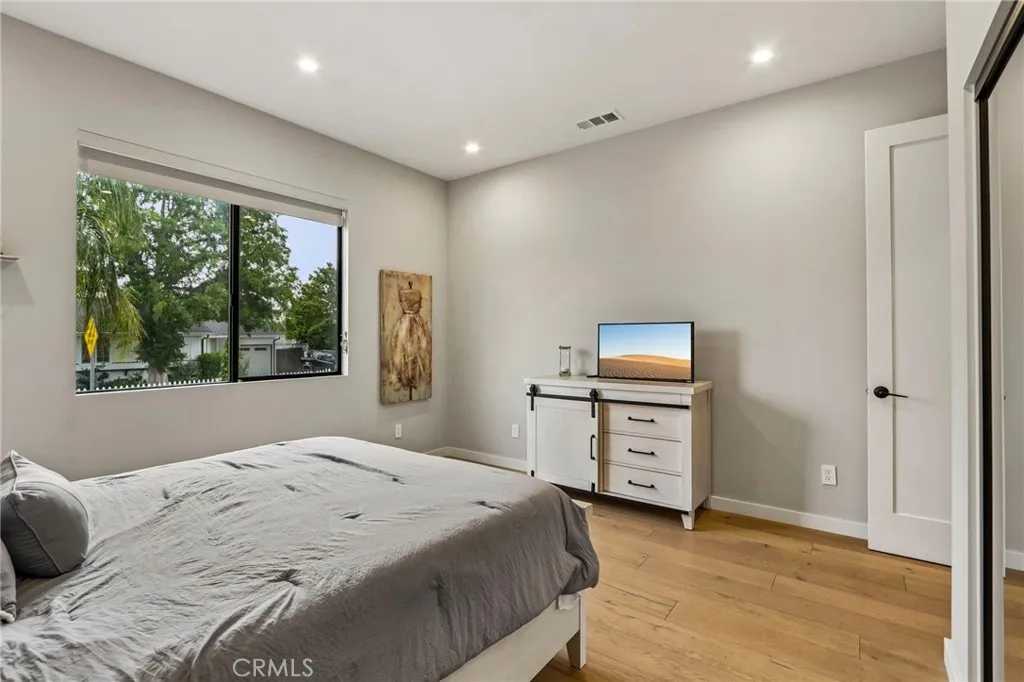 Additional image 71 of 17812 Bromley Court, Encino, CA 91316