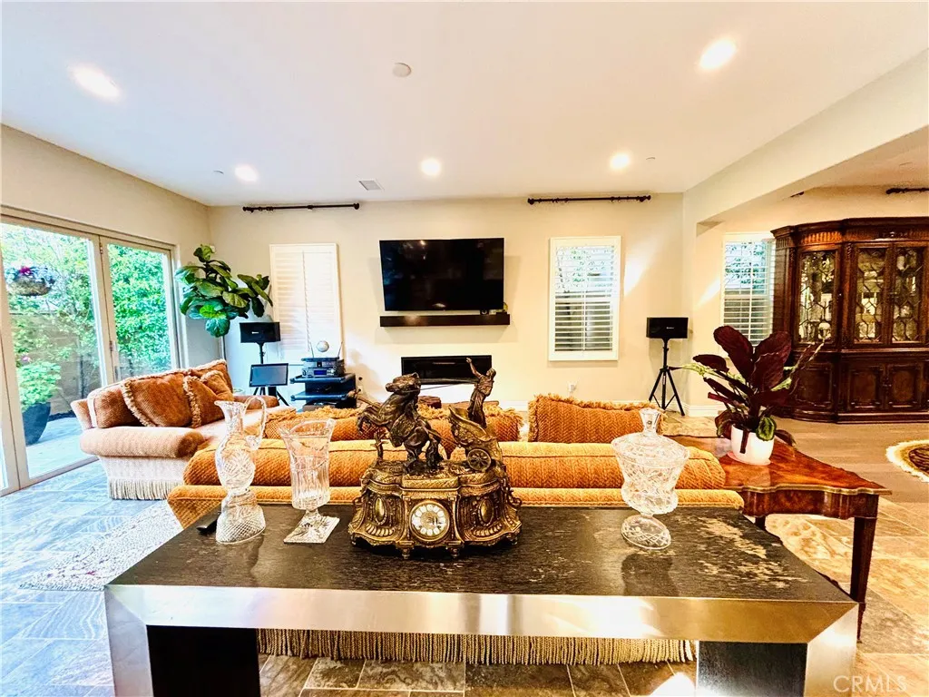 Additional image 13 of 55 Fenway, Irvine, CA 92620