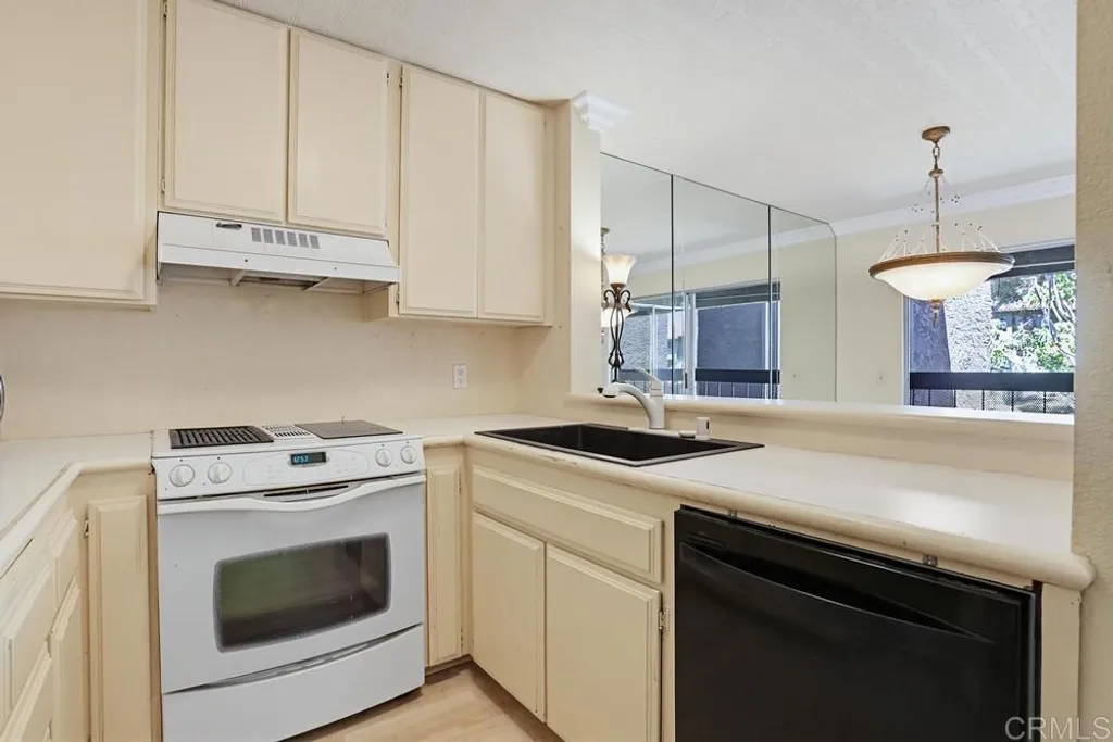 Additional image 7 of 10350 Caminito Cuervo Unit 99, San Diego, CA 92108