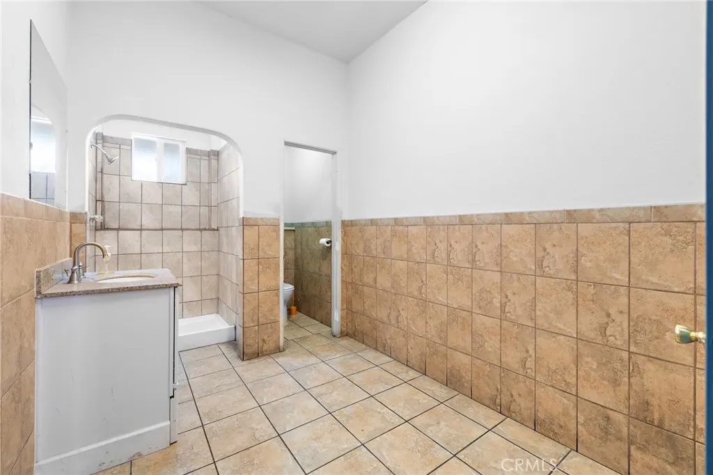 Additional image 47 of 5017 Telegraph Road, Los Angeles, CA 90022