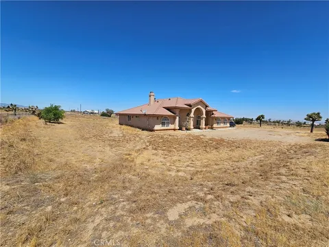 7677 Solano Road, Phelan, CA 92371 - MLS#: CV25046523