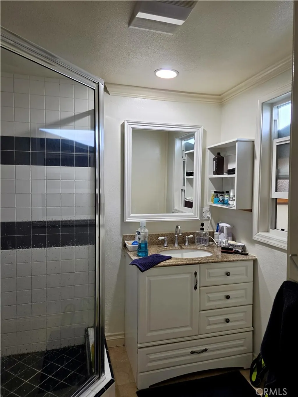 2129 N Poplar St, Santa Ana, CA 92706