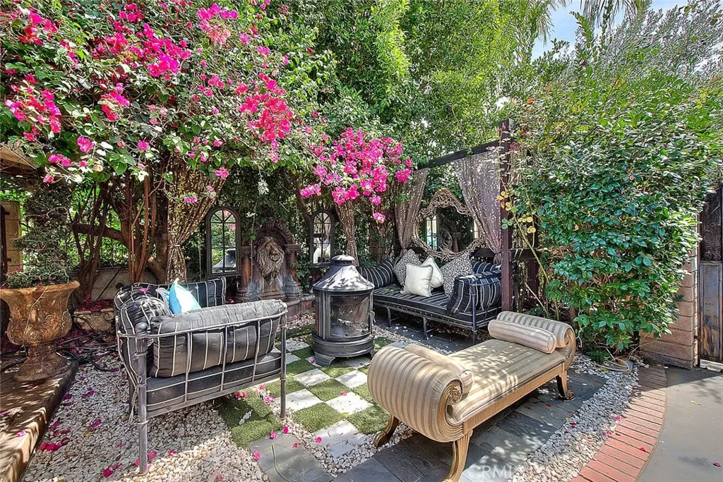 Additional image 8 of 17419 Cohasset St, Lake Balboa, CA 91406