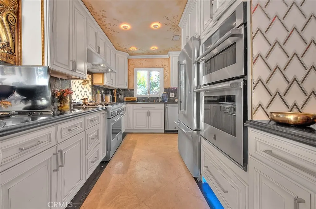 Additional image 87 of 17419 Cohasset St, Lake Balboa, CA 91406