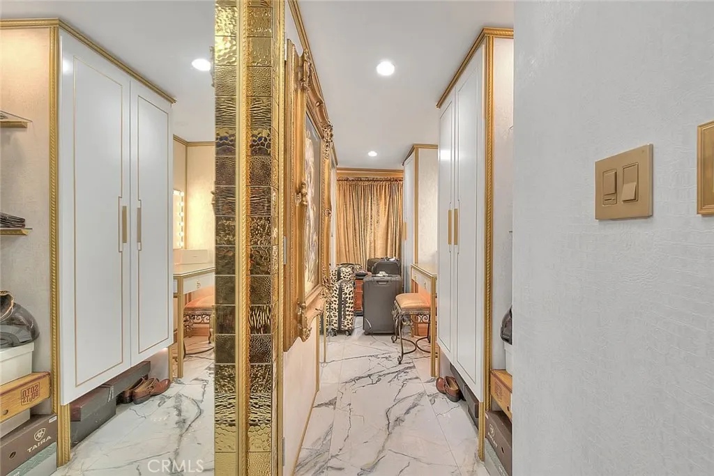 Additional image 93 of 17419 Cohasset St, Lake Balboa, CA 91406