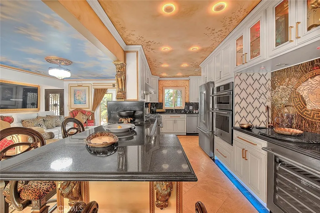 Additional image 25 of 17419 Cohasset St, Lake Balboa, CA 91406