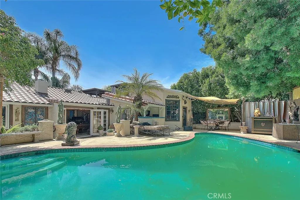 Additional image 110 of 17419 Cohasset St, Lake Balboa, CA 91406