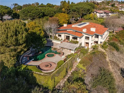 940 Paseo La Cresta, Palos Verdes Estates, CA MLS: PV25046515