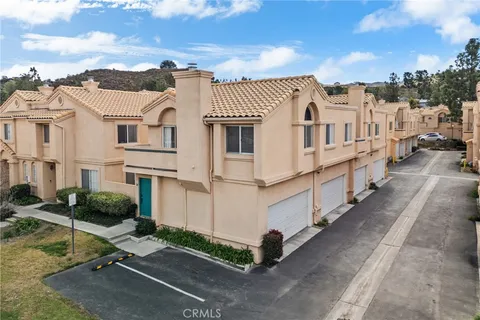 18720 Vista Del Canon Unit H, Newhall, CA 91321 - MLS#: SR25038039