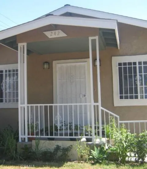 242 E 92nd Street, Los Angeles, CA 90003 - MLS#: SB25068407