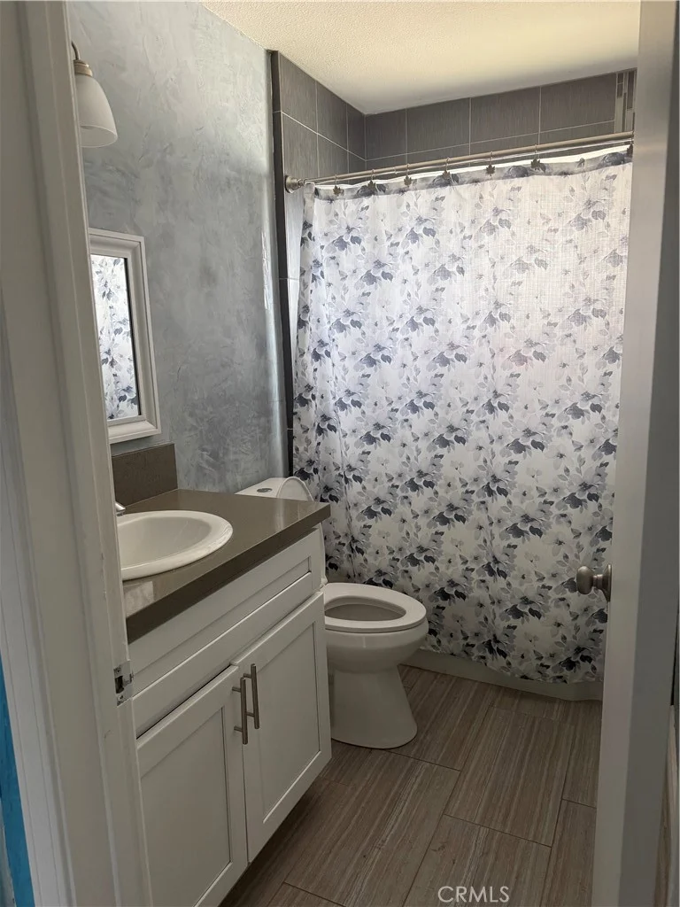 65827 6th St, Desert Hot Springs, CA 92240
