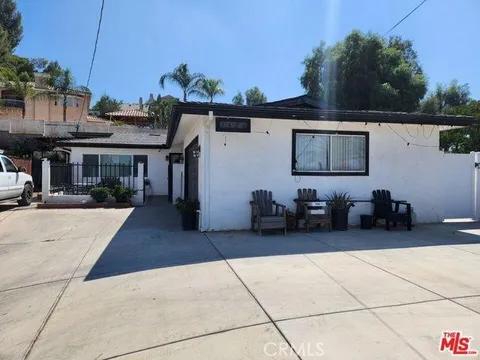 2633 Valley View Avenue, Norco, CA 92860 - MLS#: DW25058849