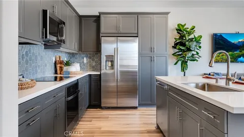 2823 E Schumacher Paseo, Ontario, CA 91762 - MLS#: SW25094359