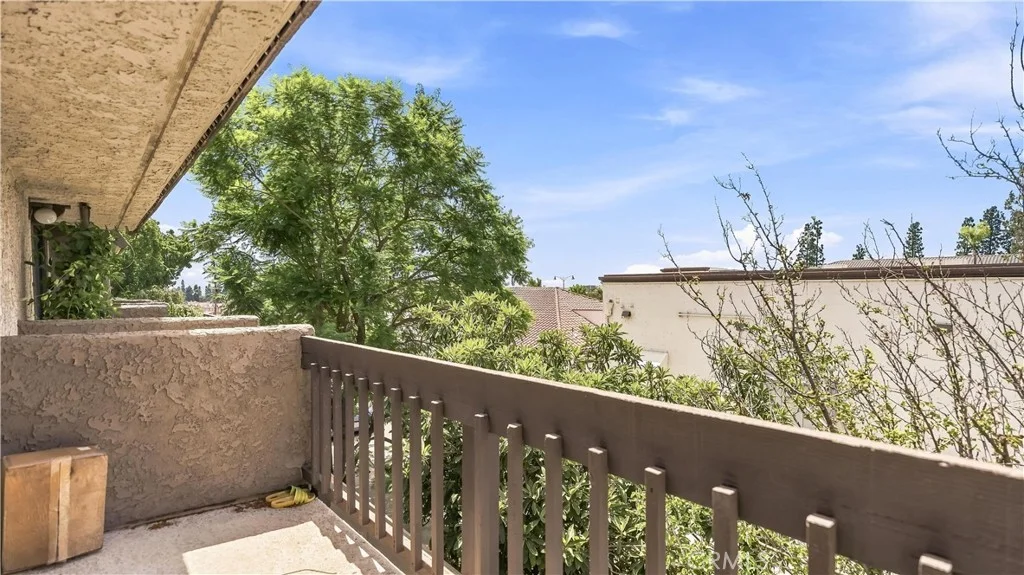 1919 Huntington Drive Unit D, Duarte, CA 91010