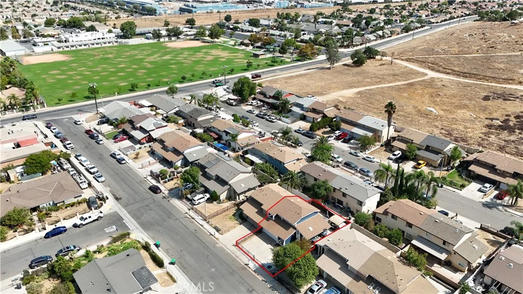 479 W 12th St, Perris, CA 92570