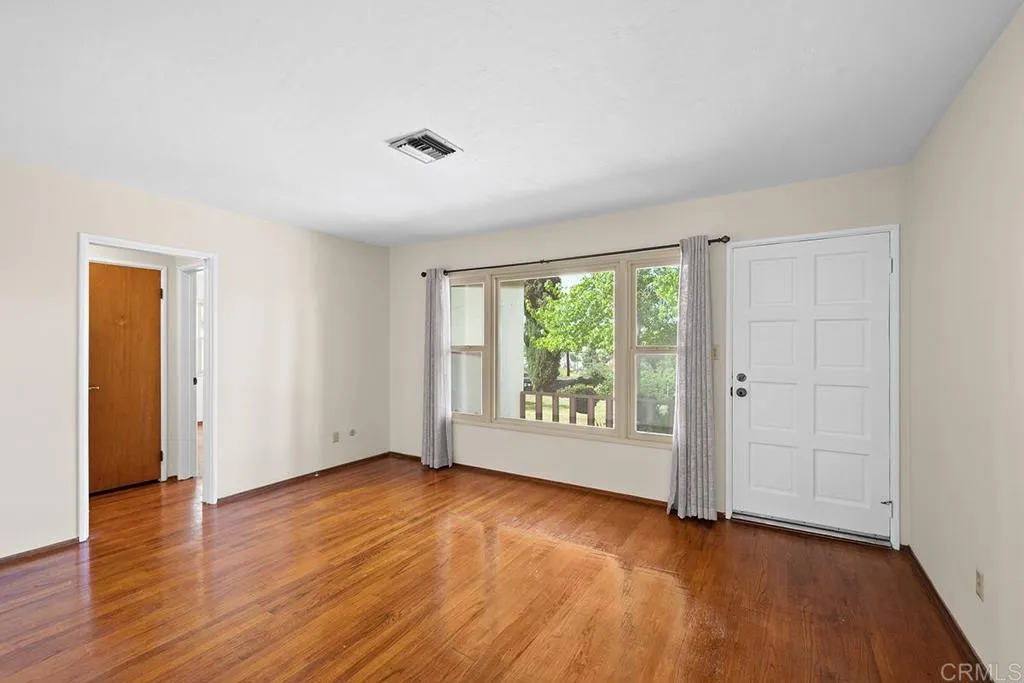 Additional image 8 of 1071 Washington Heights Place, El Cajon, CA 92019