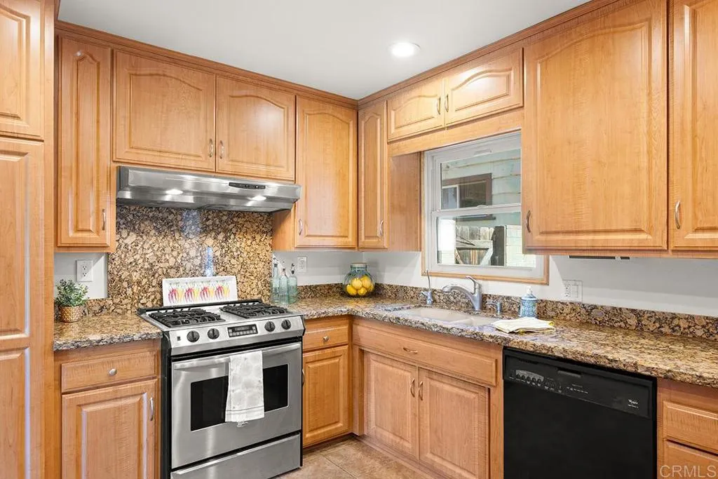 Additional image 17 of 1071 Washington Heights Place, El Cajon, CA 92019