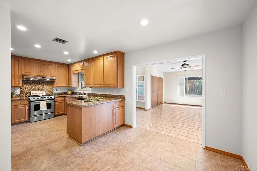 Additional image 19 of 1071 Washington Heights Place, El Cajon, CA 92019