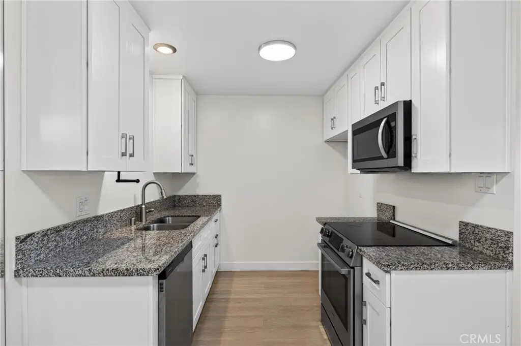 Additional image 7 of 144 11th St Unit A, Seal Beach, CA 90740