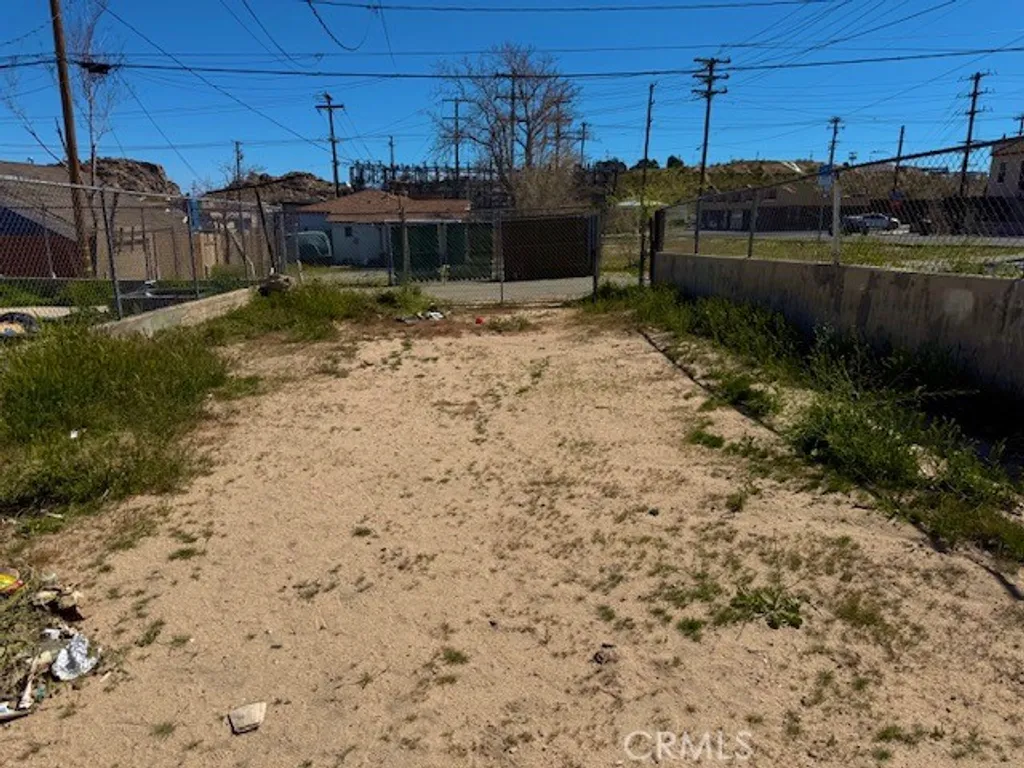 Additional image 3 of 15557 5th Street, Victorville, CA 92395