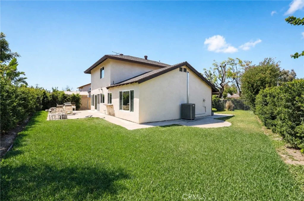 1110 Burns Avenue, Santa Ana, CA 92707