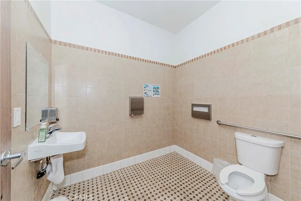 Additional image 49 of 702 W Holt Avenue, Pomona, CA 91768