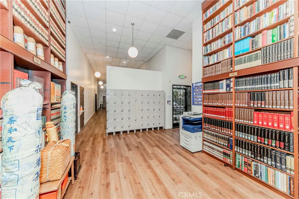 Additional image 34 of 702 W Holt Avenue, Pomona, CA 91768