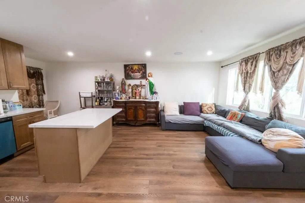 Additional image 60 of 15719 Romar Street, North Hills, CA 91343