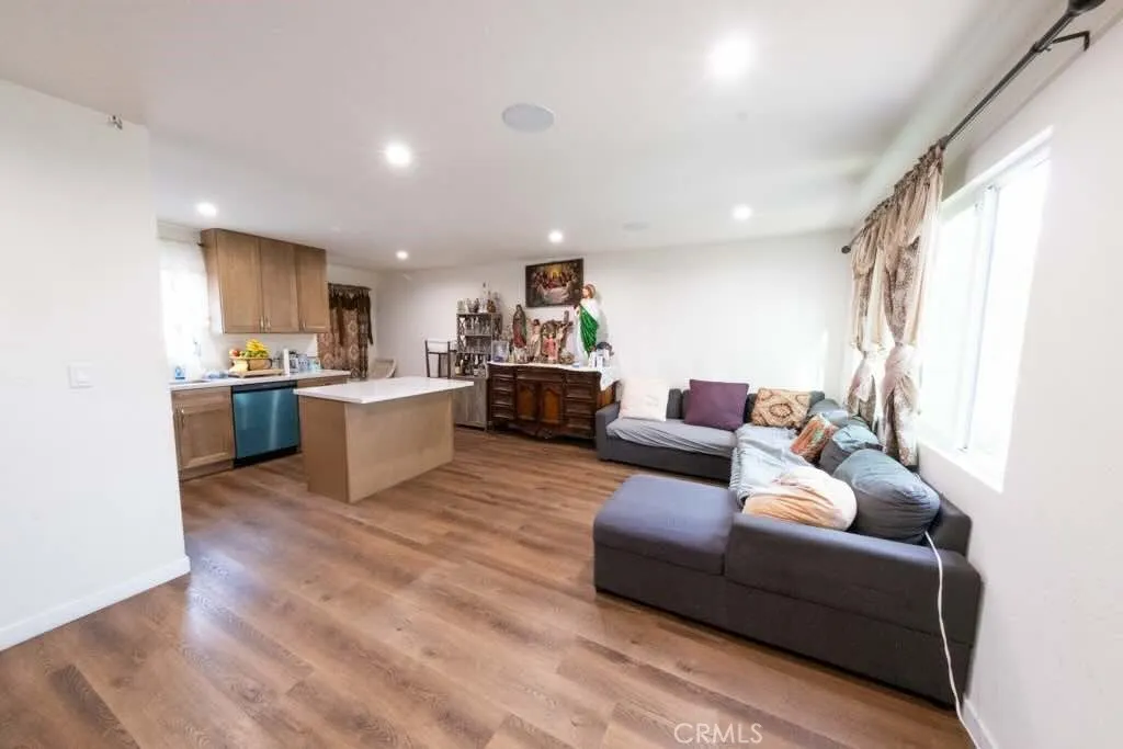 Additional image 15 of 15719 Romar Street, North Hills, CA 91343