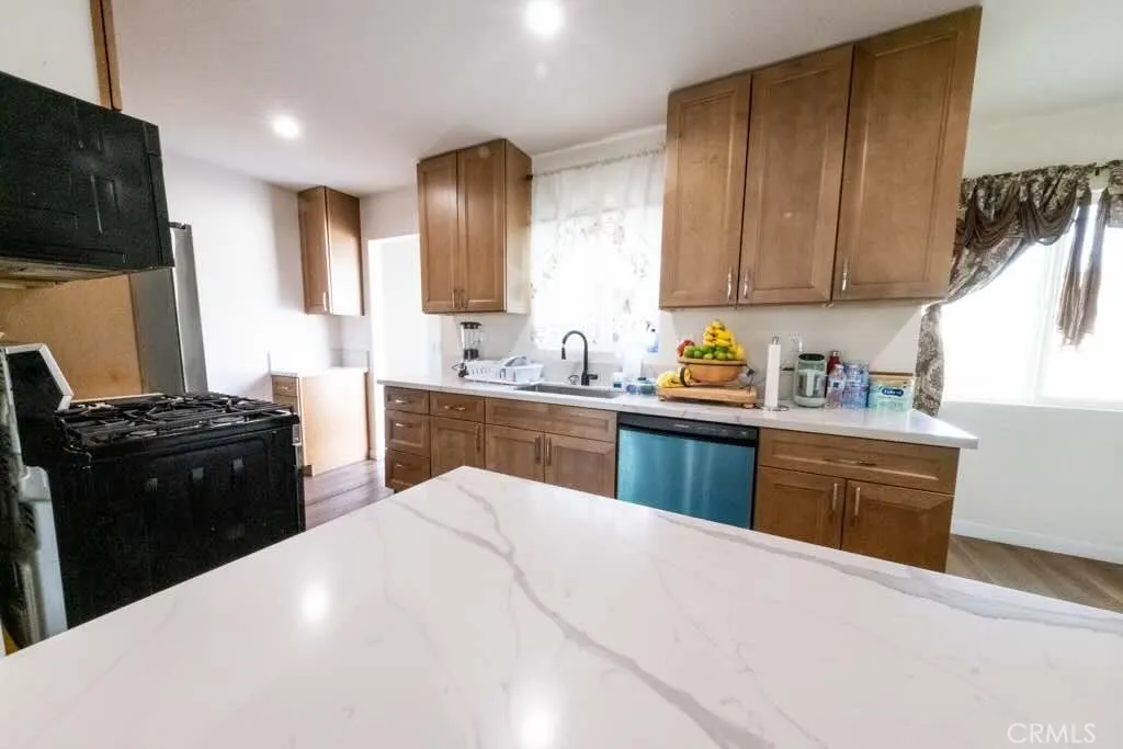 Additional image 25 of 15719 Romar Street, North Hills, CA 91343