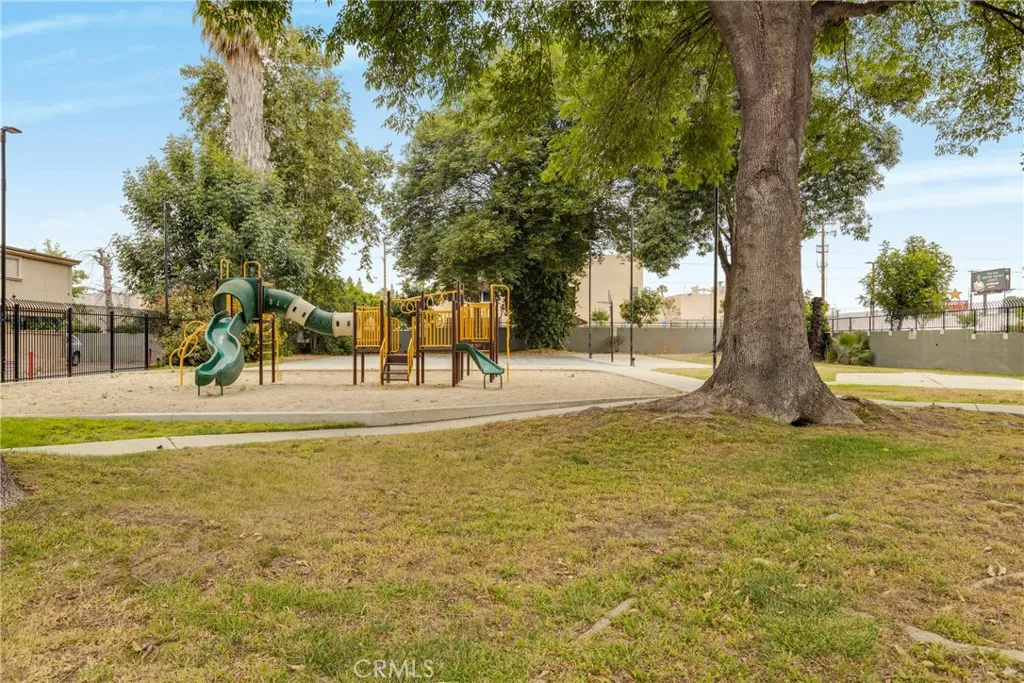 Additional image 16 of 20214 Cohasset Street Unit 16, Winnetka, CA 91306
