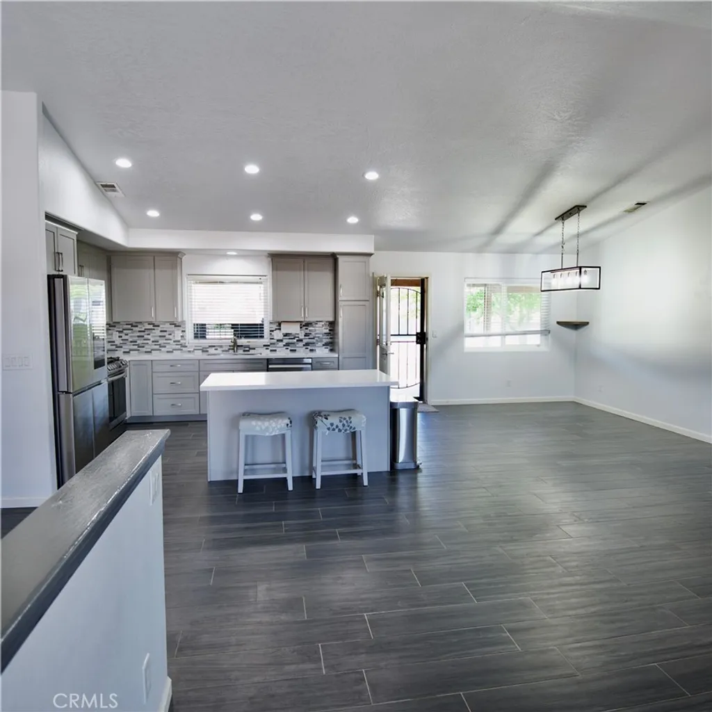 Additional image 11 of 22585 Ocotillo Way, Apple Valley, CA 92308