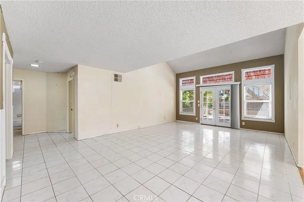 Additional image 9 of 38242 7th St W, Palmdale, CA 93551